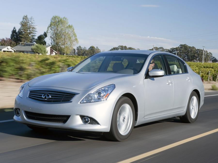  Infiniti G25 2010 года  (фото 5 из 6)